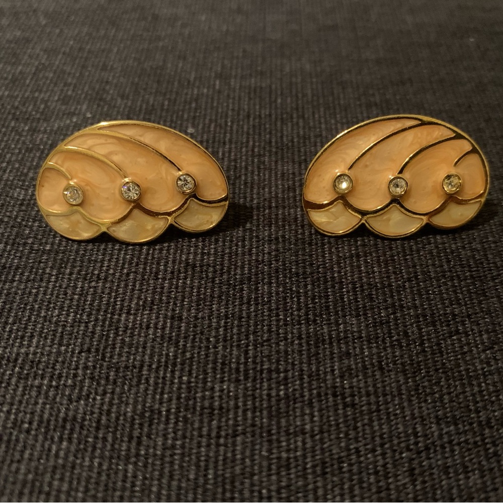 KJL for Avon Kenneth Jay Lane 1988 Papillon Collection Clip Earring, like new